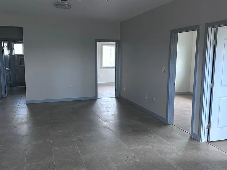 1350 Kahoma St — Photo 2