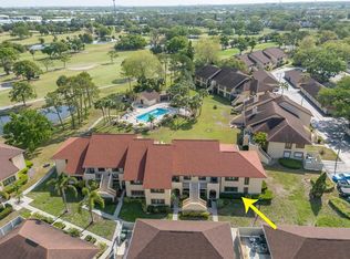 8101 Bardmoor Pl APT 104H, Seminole, FL 33777