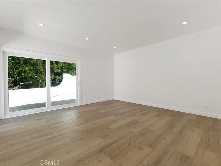 4316 Topanga Canyon Blvd — Photo 19