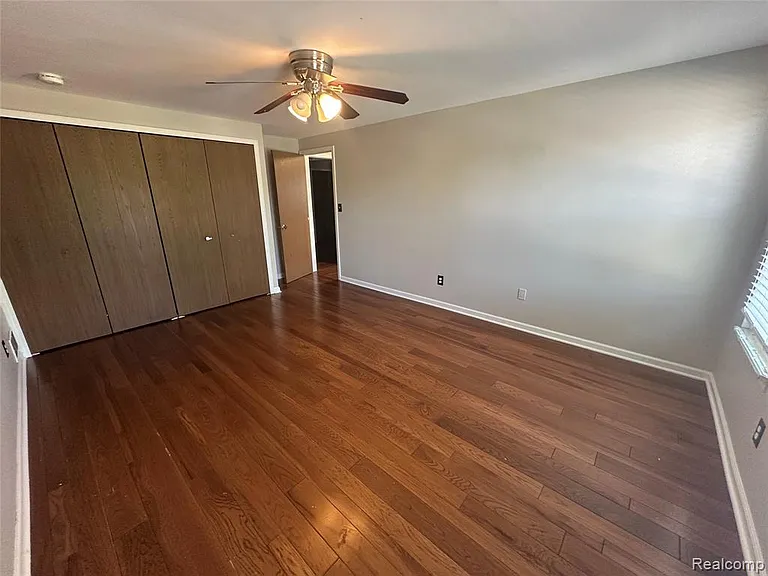 7534 Charrington Dr — Photo 14