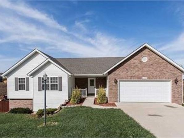 123 Lyle Curtis Cir
