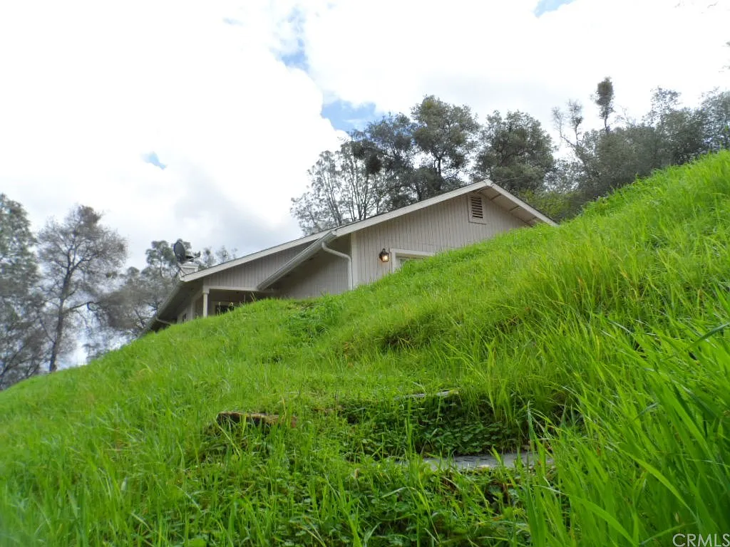 4761 Lookout Mountain Rd photo 1