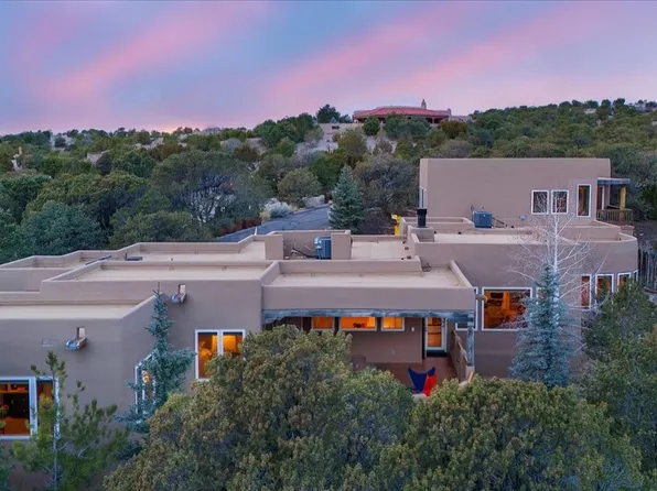 750 Camino Francisca, Santa Fe, NM 87506