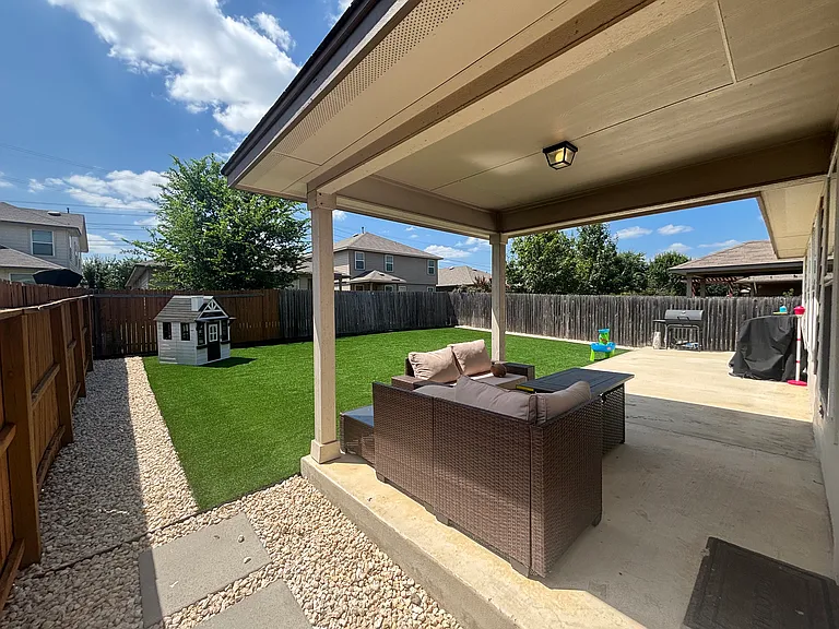 8919 Bowen Br — Photo 19