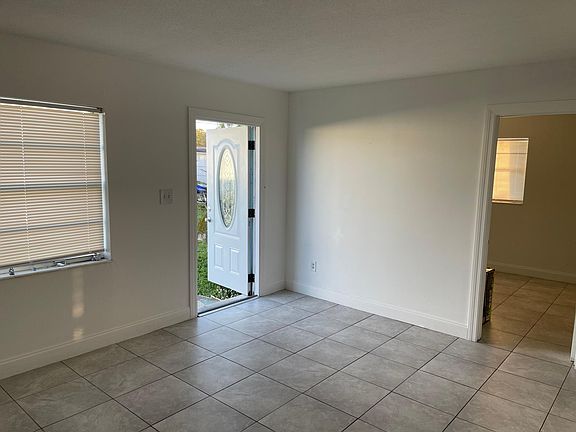 3rd image of 3111 Avenue T #B