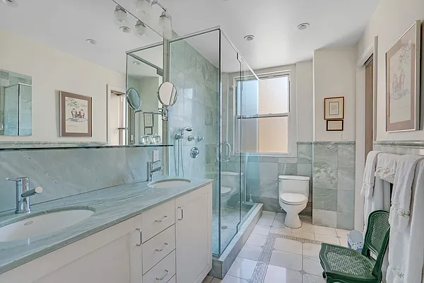 Sold by Compass | media 8