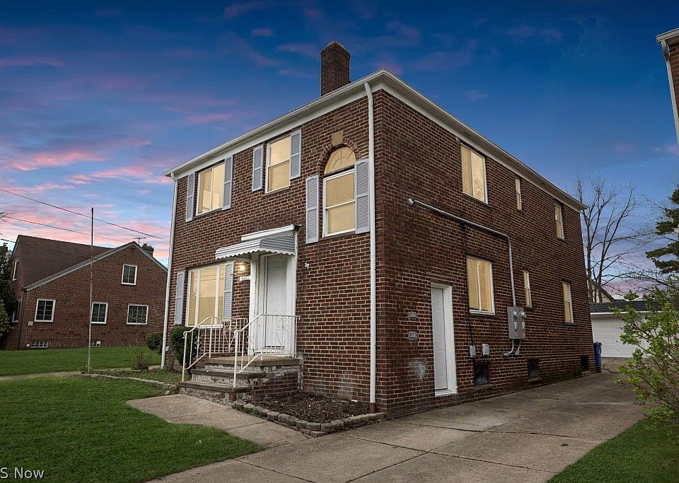 1st image of 3596 Warren Rd