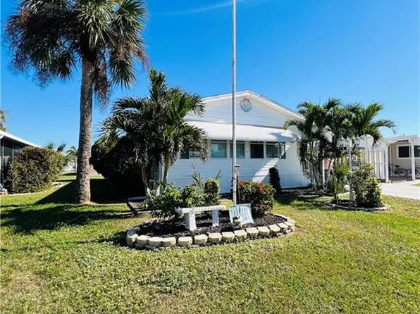 27617 Macke DR, BONITA SPRINGS, FL 34135