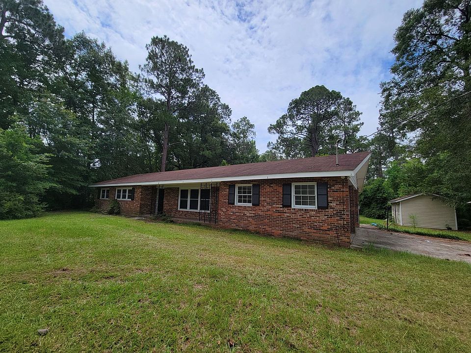 1st image of 114 S Edgewood Dr #040f6d302