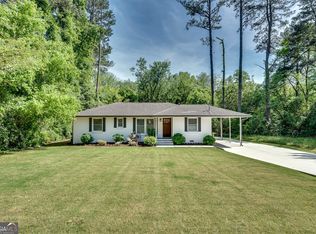 2319 Hunting Valley Dr, Decatur, GA 30033