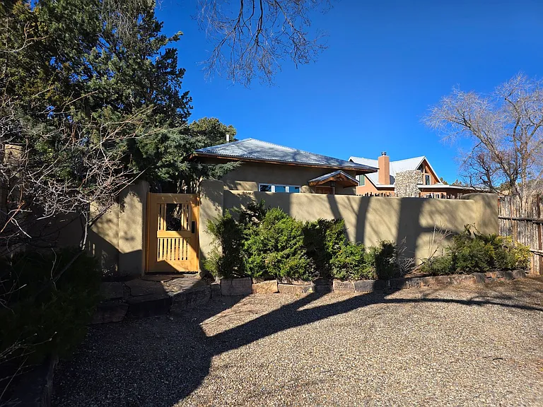 10 Monte Luz — Photo 19