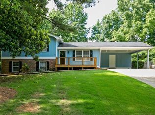 2910 Barrett Ct, Powder Springs, GA 30127