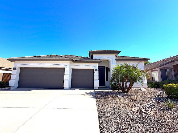 3rd image of 637 W Citrus Way
