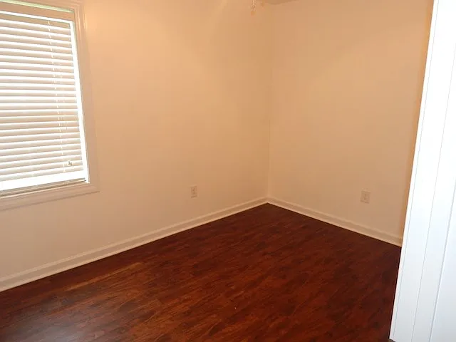 104 Leah Dr — Photo 6