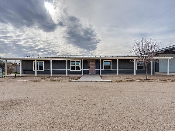 3rd image of 3507 E Triple Crown Dr