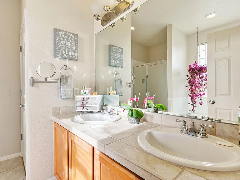 3915 Rock Creek Dr #15B — Photo 10