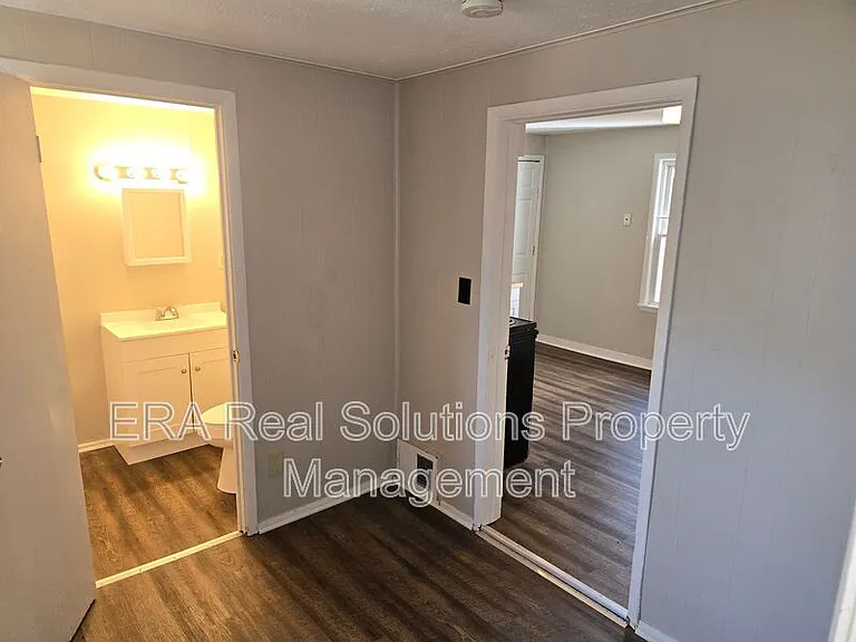 2030 Robin St #2 — Photo 10
