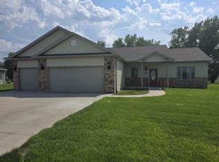 1920 Iron Eagle Court, North Platte, NE 69101