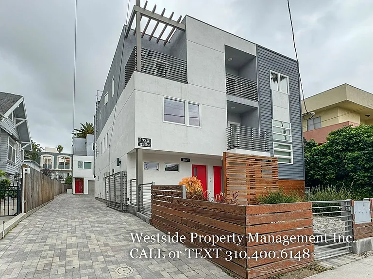 1823 N Van Ness Ave — Photo 35