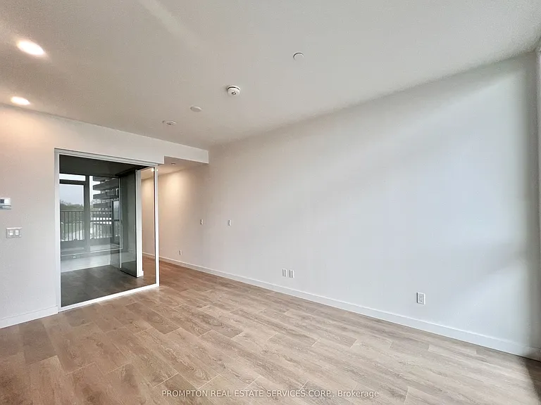 18 Esther Shiner Blvd #246 — Photo 5
