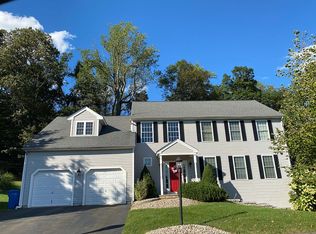 16 Morningview Ct, Hamden, CT 06518