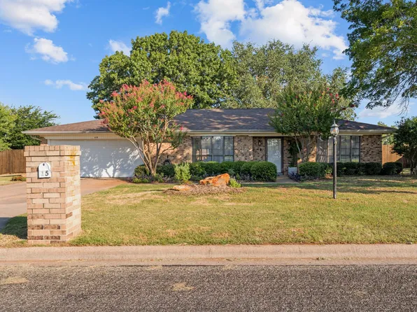 15 Cliff Dr, Mineral Wells, TX 76067