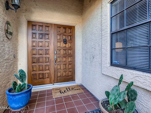 2nd image of 533 N Fountain Cir
