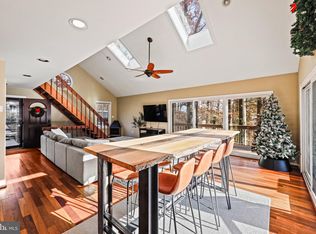 950 Buttonwood Trl, Crownsville, MD 21032