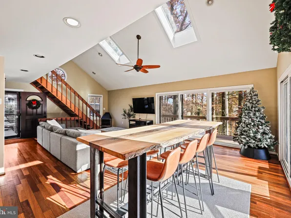 950 Buttonwood Trl, Crownsville, MD 21032