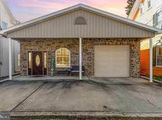 204 3rd St, Boiling Springs, PA 17007