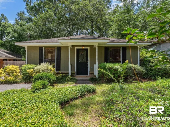 909 Schaub Ave, Mobile, AL 36609