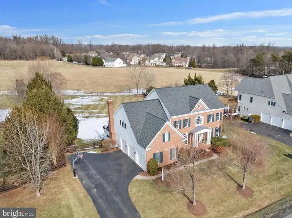 24179 Lenah Woods Pl, Aldie, VA 20105