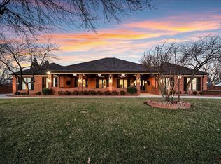 1813 Bahama Rd, Lexington, KY 40509