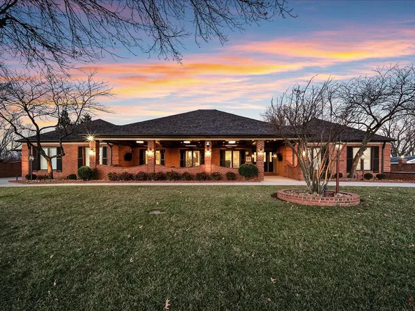 1813 Bahama Rd, Lexington, KY 40509