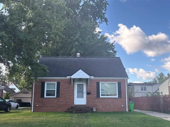 25520 Marsdon Dr, Euclid, OH 44132