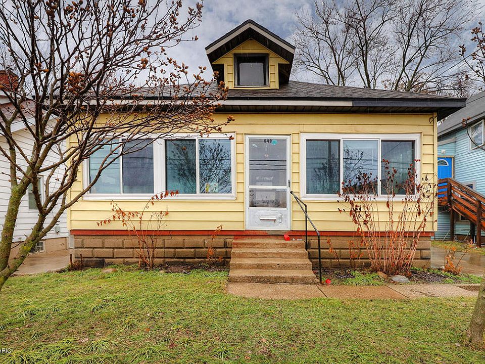 1st image of 649 McKendrick St SW