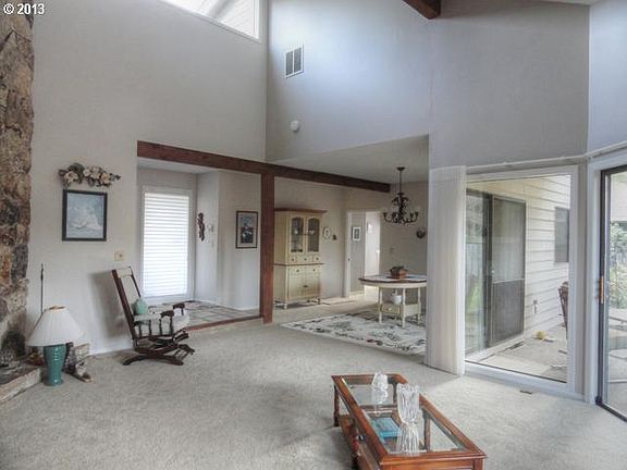 3rd image of 2240 SE Singing Woods Dr