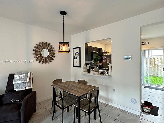 4th image of 548 NE 5th Ln #548