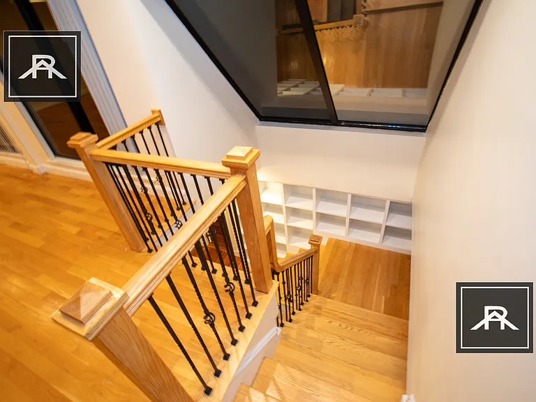 1614 Beacon St #3 — Photo 8