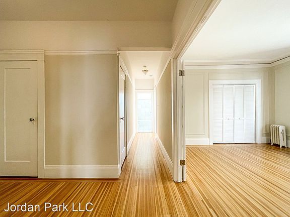 5th image of 3 Commonwealth Ave #5