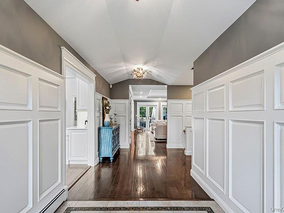 4th image of 6 Colonial Gate