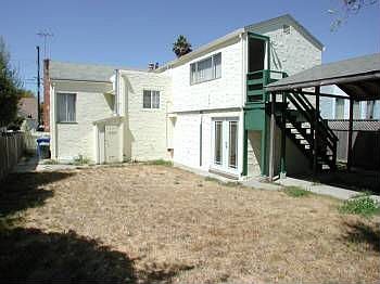 3rd image of 624 26th St