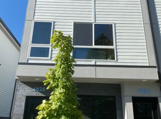 4826 Pacific St, Omaha, NE 68106