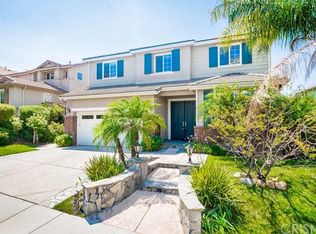 22146 Altair Ln, Saugus, CA 91390