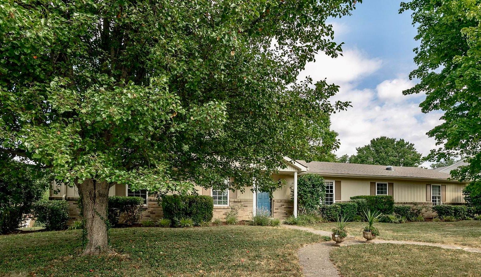 578 Buckingham Ln, Lexington, KY 40503 Zillow