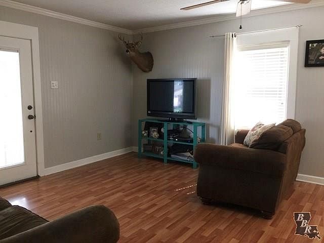 1st image of 214 Sunset Ave