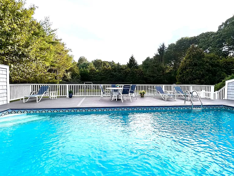 3 Strathmore Ct — Photo 12