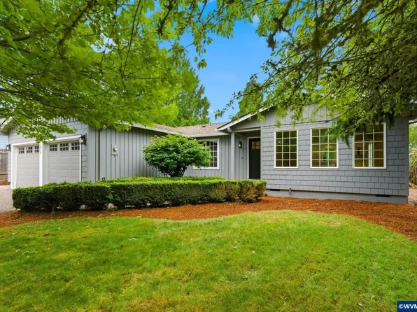 1015 Cunningham Ln S, Salem, OR 97302