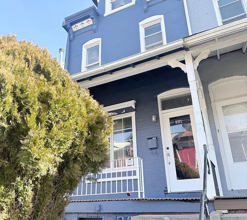 1st image of 341 Pear St