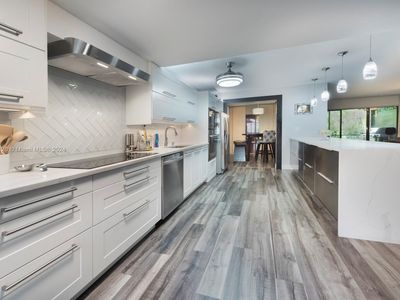 9701 N New River Canal Rd APT 107B, Plantation, FL, 33324
